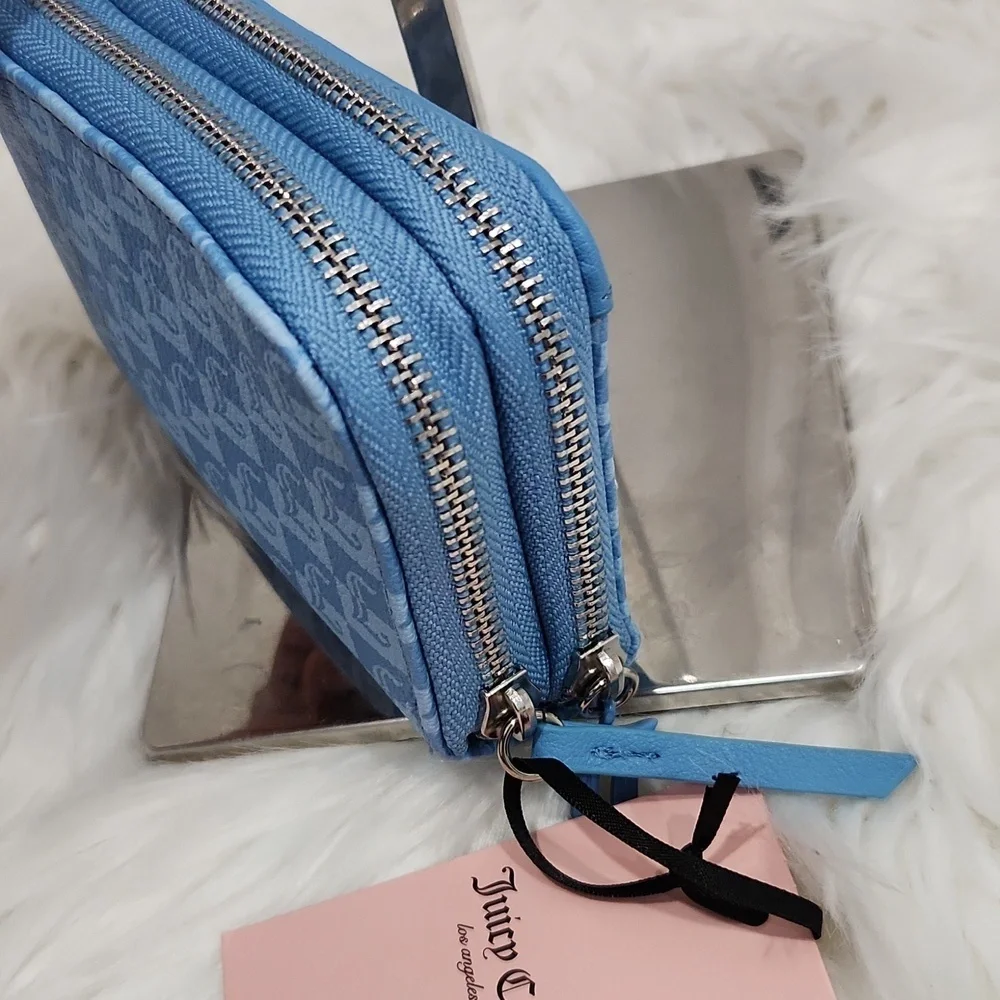 💙▪️Juicy Couture▪️ Miss Juicy Heritage Blue Medium Zip-around Wallet